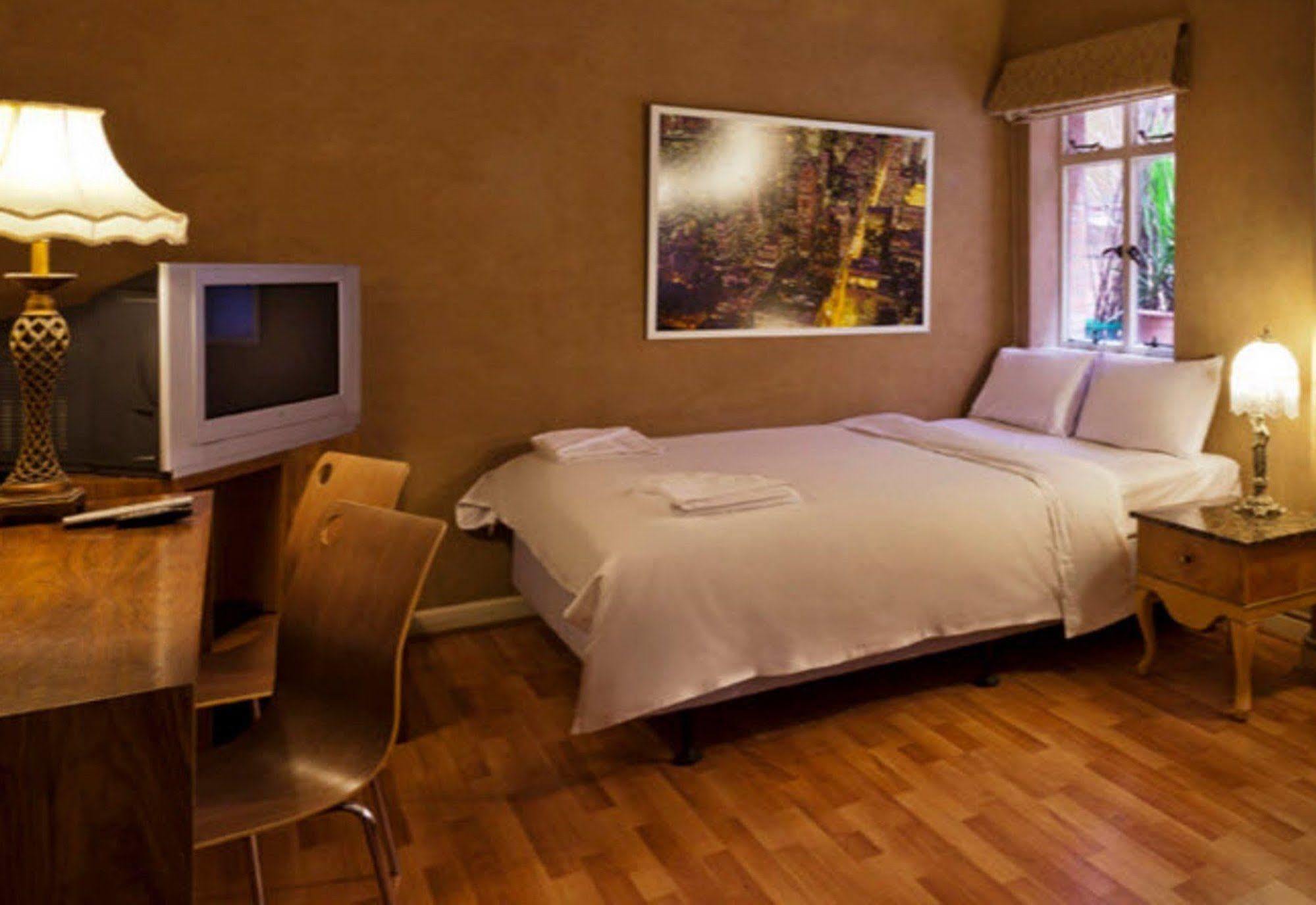 מלבורן City Centre Budget Hotel מראה חיצוני תמונה